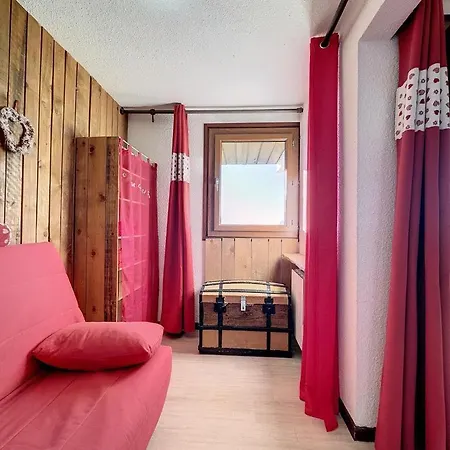 Apartment 1600 Station De *